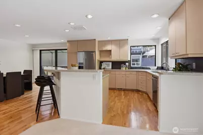 17816 NE 12th Street, Bellevue, WA 98008 - Photo 6