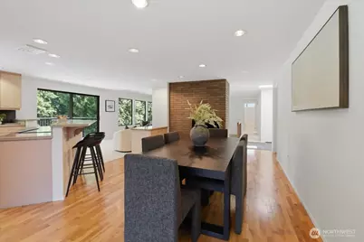 17816 NE 12th Street, Bellevue, WA 98008 - Photo 10