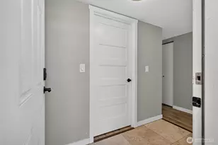 12424 NE 145th St, Kirkland, WA 98034 - Photo 24