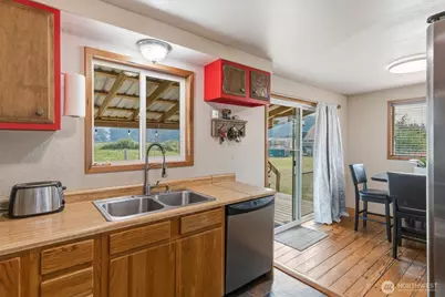 126 W Sunny Sands, Cathlamet, WA 98612 - Photo 10