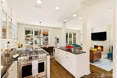 604 Bellevue Way SE, Bellevue, WA 98004 - Photo 10