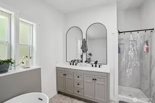 127 Pioneer Ave NE, Castle Rock, WA 98611 - Photo 24