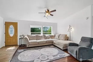 127 Pioneer Ave NE, Castle Rock, WA 98611 - Photo 6