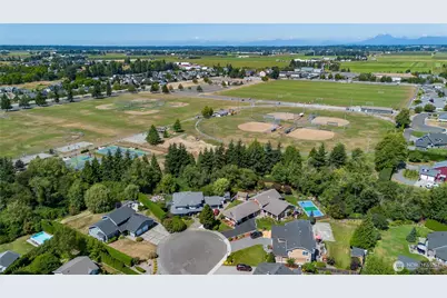 603 Brook Ct, Lynden, WA 98264 - Photo 40