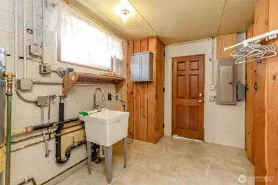 16016 12th Avenue SW, Burien, WA 98166 - Photo 18