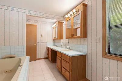 6120 Vernon Lane SE, Port Orchard, WA 98367 - Photo 32