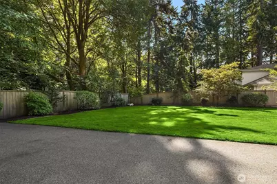 8902 196th Street SW, Edmonds, WA 98026 - Photo 32