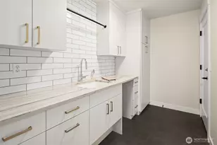 8902 196th St SW, Edmonds, WA 98026 - Photo 12