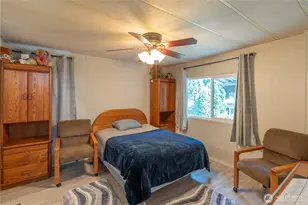 9314 Canyon Rd E, Puyallup, WA 98371 - Photo 16