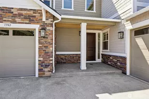 13910 207th Ave E, Bonney Lake, WA 98391 - Photo 2