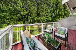 15000 Village Green Dr, Bothell, WA 98012 - Photo 10