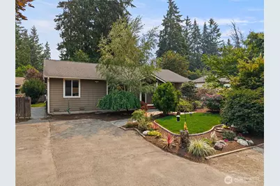 20019 81st Avenue W, Edmonds, WA 98026 - Photo 2