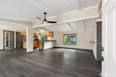 21610 145th Street E, Bonney Lake, WA 98391 - Photo 2