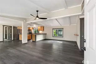 21610 145th St E, Bonney Lake, WA 98391 - Photo 2