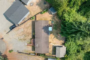 21610 145th St E, Bonney Lake, WA 98391 - Photo 28