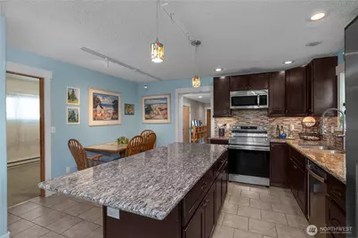 710 Puget Street NE, Olympia, WA 98506 - Photo 16