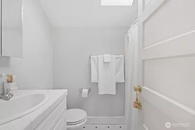 515 30th Avenue S, Seattle, WA 98144 - Photo 26