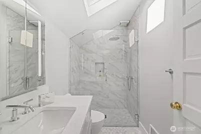 515 30th Avenue S, Seattle, WA 98144 - Photo 24