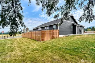 1112 Falcon Ct, Everson, WA 98247 - Photo 8