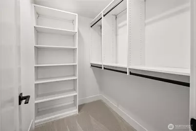 613 B 18th Avenue E, Seattle, WA 98112 - Photo 12