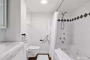 2316 N 80th St, Seattle, WA 98103 - Photo 10
