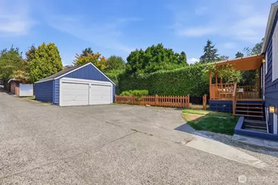 2316 N 80th Street, Seattle, WA 98103 - Photo 14
