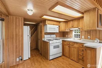 2241 Kalama River Road, Kalama, WA 98625 - Photo 12
