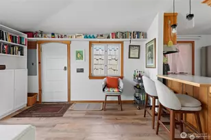2727 Fairview Ave E, Seattle, WA 98102 - Photo 12