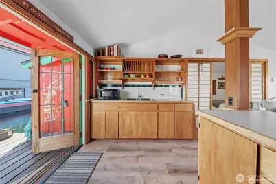 2727 Fairview Avenue E #18, Seattle, WA 98102 - Photo 20
