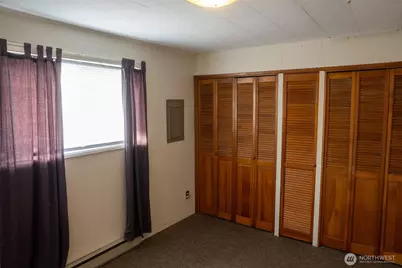 7005 Johnson Road NE, Federal Way, WA 98003 - Photo 14