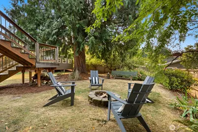 10913 NE 48th Street, Kirkland, WA 98033 - Photo 28
