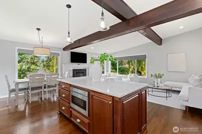 10913 NE 48th Street, Kirkland, WA 98033 - Photo 8