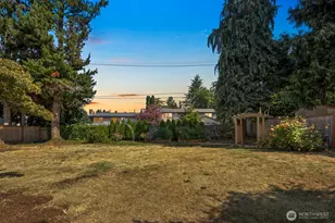 1410 198th St, Shoreline, WA 98177 - Photo 4