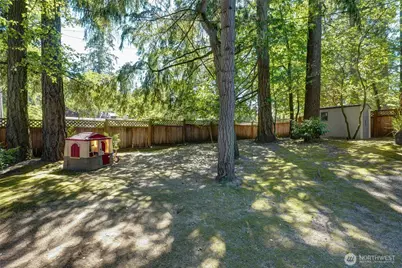 16242 NE 30th Street, Bellevue, WA 98008 - Photo 34