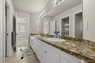 2046 277th Avenue SE, Sammamish, WA 98075 - Photo 26