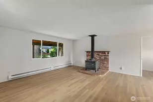 128 Florence St, Arlington, WA 98223 - Photo 4