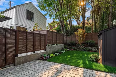 2821 Harris Place S, Seattle, WA 98144 - Photo 18