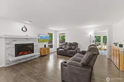 13004 47th Drive NE, Marysville, WA 98271 - Photo 10