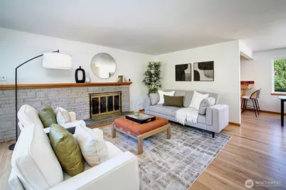 1924 NE 130th Place, Seattle, WA 98125 - Photo 4