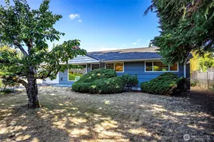 1924 NE 130th Pl, Seattle, WA 98125 - Photo 24