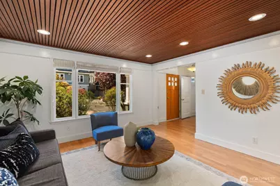 6408 Francis Avenue N, Seattle, WA 98103 - Photo 6