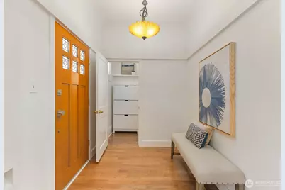 6408 Francis Avenue N, Seattle, WA 98103 - Photo 14