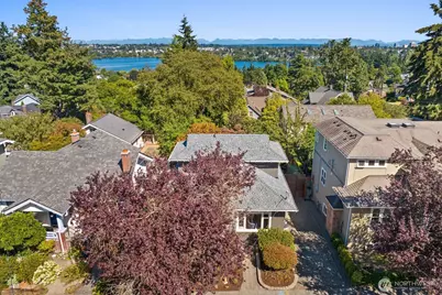 6408 Francis Avenue N, Seattle, WA 98103 - Photo 40