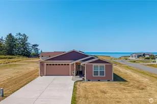 645 Monterey Ave, Coupeville, WA 98239 - Photo 2