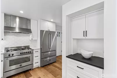 1302 NW 90th Street, Seattle, WA 98117 - Photo 10