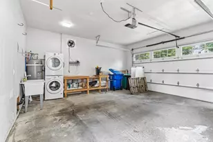 1302 NW 90th St, Seattle, WA 98117 - Photo 30