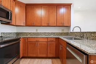 24712 45th Ave S, Kent, WA 98032 - Photo 10
