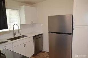 3516 E T St, Tacoma, WA 98404 - Photo 4