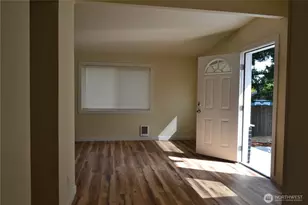 3516 E T St, Tacoma, WA 98404 - Photo 2