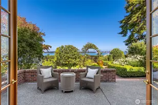 8916 Ferncliff Ave NE, Bainbridge Island, WA 98110 - Photo 16